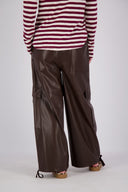 THE SHIRT PROJECT CARGOHOSE LEDER BRAUN