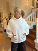 THE SHIRT PROJECT - SWEATER "HAPPINESS" ECRU