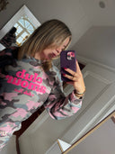 SWEATER "CLUB AMOUR" CAMOUFLAUGE ROSA