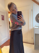 SWEATER GRAU MIT PINK