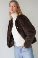 LOU & ODETTE - MANON JACKE AUS KUNSTPELZ CHOCOLATE