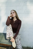 OH APRIL - MARIS SLIM FIT LONGSLEEVE DARK BROWN
